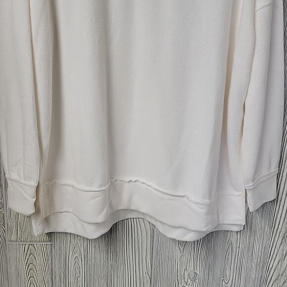 Lulus White Crewneck Pullover Sweatshirt Womens Size Small NWT - Picture 3 of 11
